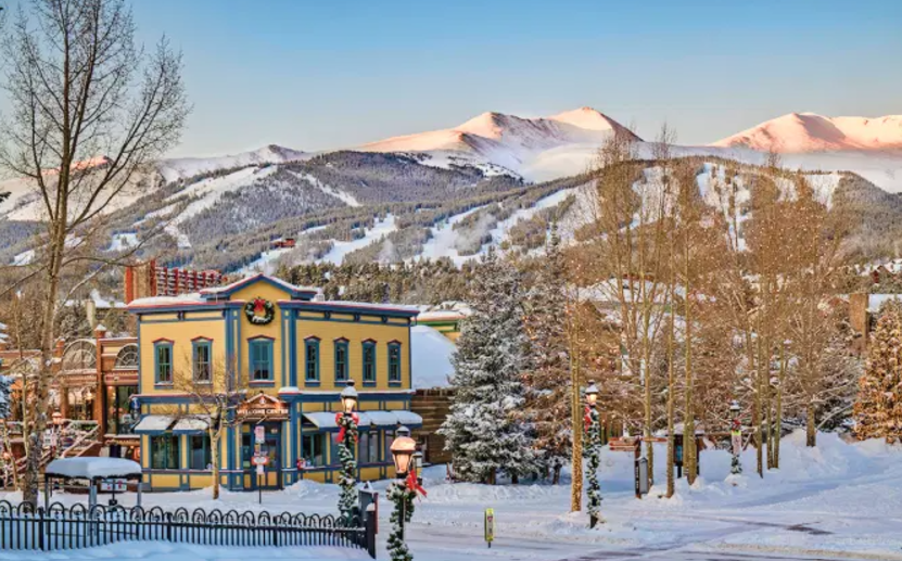 SnowSportVaca's tweet photo. Ski in ski out, dining, ski school, rentals, arcade and everything you need! This week save up to 25% with our Cyber Sale. Beaver Run Breckenridge is the place. Book online today! https://t.co/eBouto8hBc Call or email us! Sales@snowsportvacations.com / 866.981.7669 / 970.845.8747 https://t.co/IaMFlU3A55