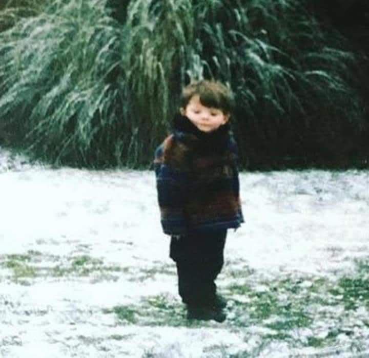 suefroog's tweet photo. his month, happy loucember ☃️ https://t.co/YX1e80FmPw