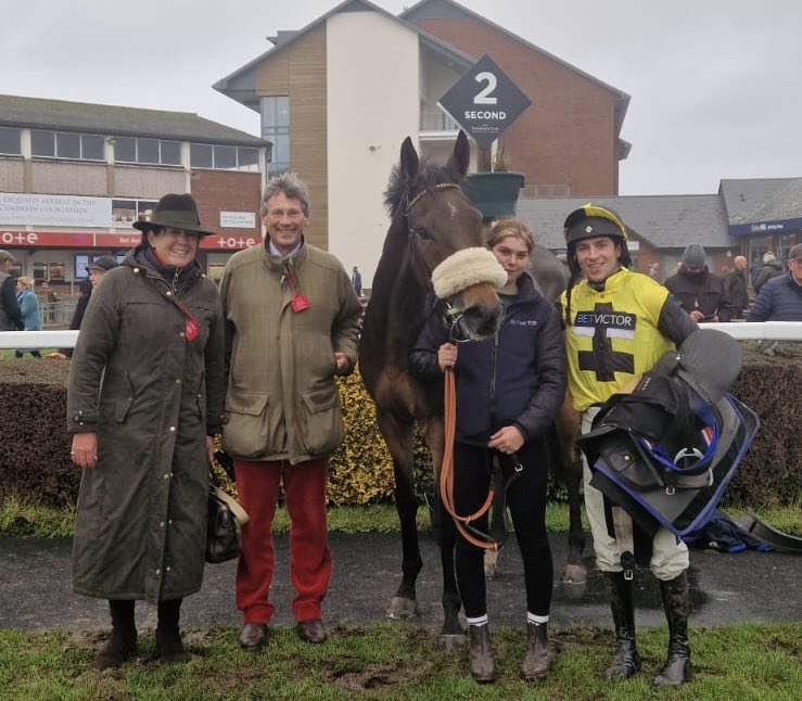Jamie Snowden (@jamiesnowden) on Twitter photo The crossbar was rattling today as #HardyDuSeuil was 2nd <a href="/CarlisleRaces/">Carlisle Racecourse</a> #MaximumOffers was 3rd in the bumper, and #DoubleClick was 3rd <a href="/LeicesterRaces/">Leicester Racecourse</a> under <a href="/willfeathers04/">Will Featherstone</a> for <a href="/Foxtrot_Racing/">Foxtrot Racing</a> <a href="/Alexwalters89/">Alexandra Walters</a> <a href="/BetVictor/">BetVictor</a> The crossbar was rattling today as #HardyDuSeuil was 2nd <a href="/CarlisleRaces/">Carlisle Racecourse</a> #MaximumOffers was 3rd in the bumper, and #DoubleClick was 3rd <a href="/LeicesterRaces/">Leicester Racecourse</a> under <a href="/willfeathers04/">Will Featherstone</a> for <a href="/Foxtrot_Racing/">Foxtrot Racing</a> <a href="/Alexwalters89/">Alexandra Walters</a> <a href="/BetVictor/">BetVictor</a>