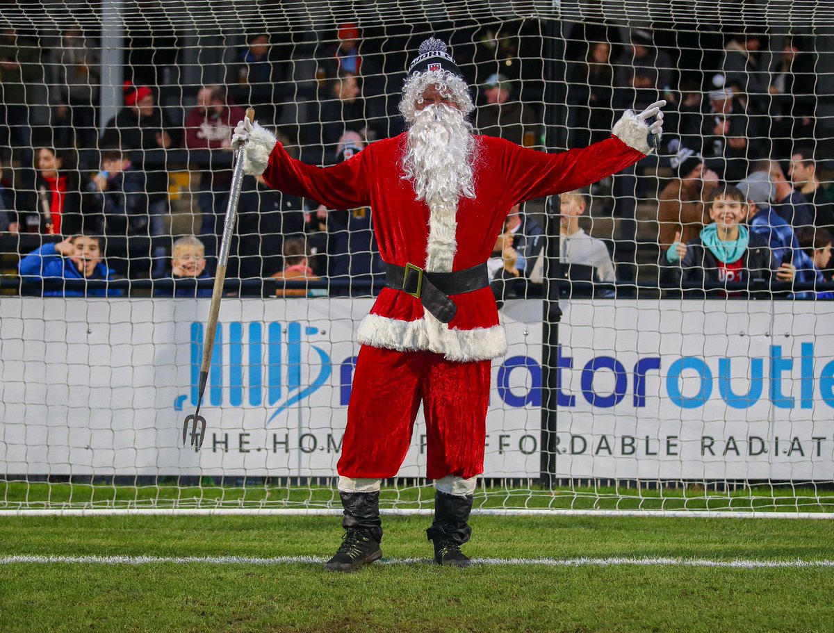 This year the club will be opening its doors from 12pm-3pm on Christmas Day for anyone who would like to call in.
 
Although Christmas is a time for cheer and family, at Chorley FC we know that not everyone’s situation is the same. 
 
It is estimated that 4% of people spend