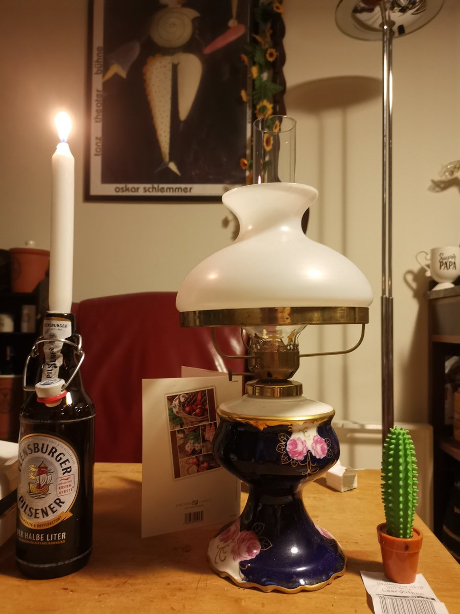 romantikkiez's tweet image. Frohen, gesegneten 1. Advent aus unserem Berliner #romantikkiez 🕯️😇🎄
#ersteradvent #froherersteradvent #berlinmitte