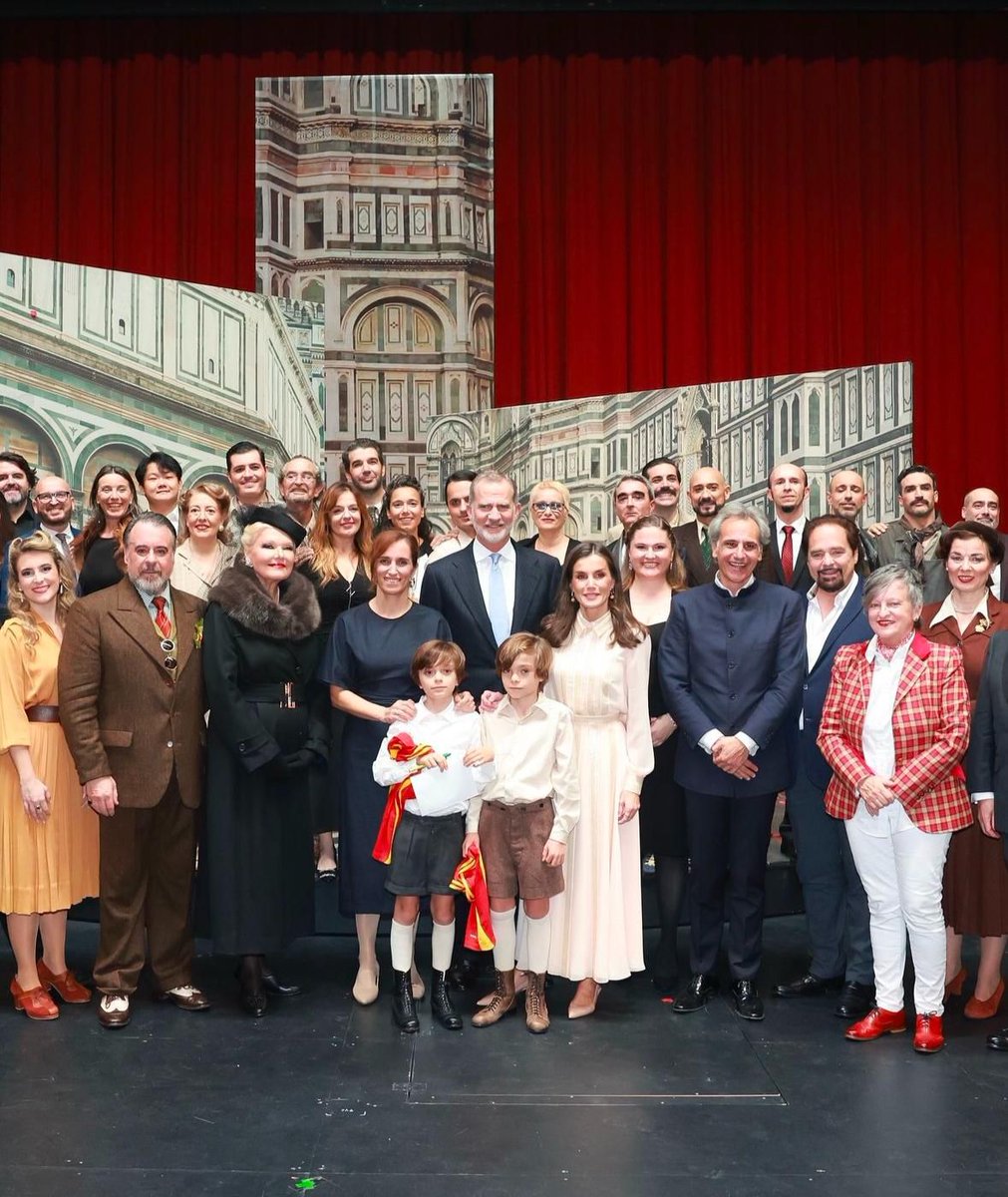 It is a deep sense of gratitude to have had the opportunity to celebrate #Puccini's genius at the <a href="/ABAOBilbaoOpera/">ABAO Bilbao Opera</a> with the presence of the King and Queen of Spain who attended our IL TRITTICO. 
Bringing Italian music 🇮🇹 to the world is an honour that fills me with pride.