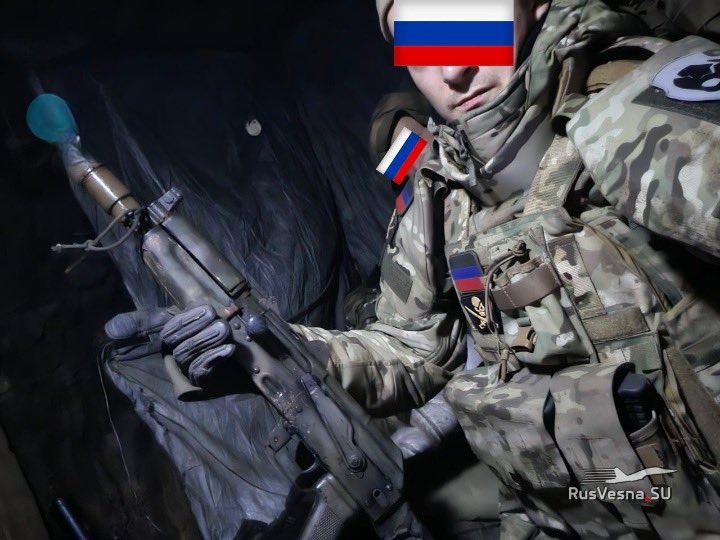 RoWordsworth's tweet image. Russian scouts took down a team of @NATO mercenaries near #Avdeevka , that were planning an assault on Russian positions

There was at least one #Ukrainian soldier and the rest were foreign mercenaries 

They left behind items, including weapons and a GoPro camera. They say there