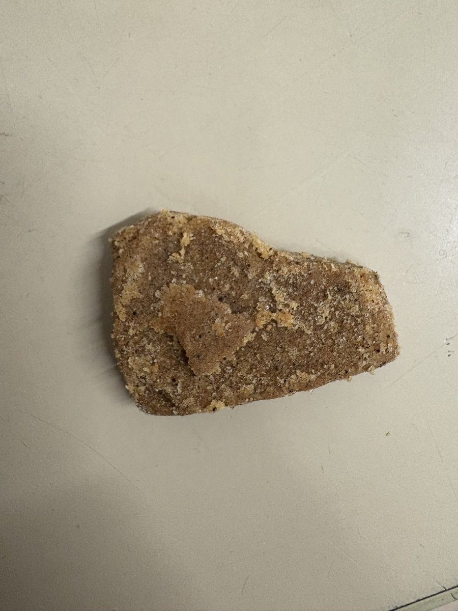 troyhelen's tweet photo. @KPSnacks Seem to have found a large chunk of flavouring inside my Big Hula Hoops bag #kpsnacks #hulahoops https://t.co/rhYFuFtfCA
