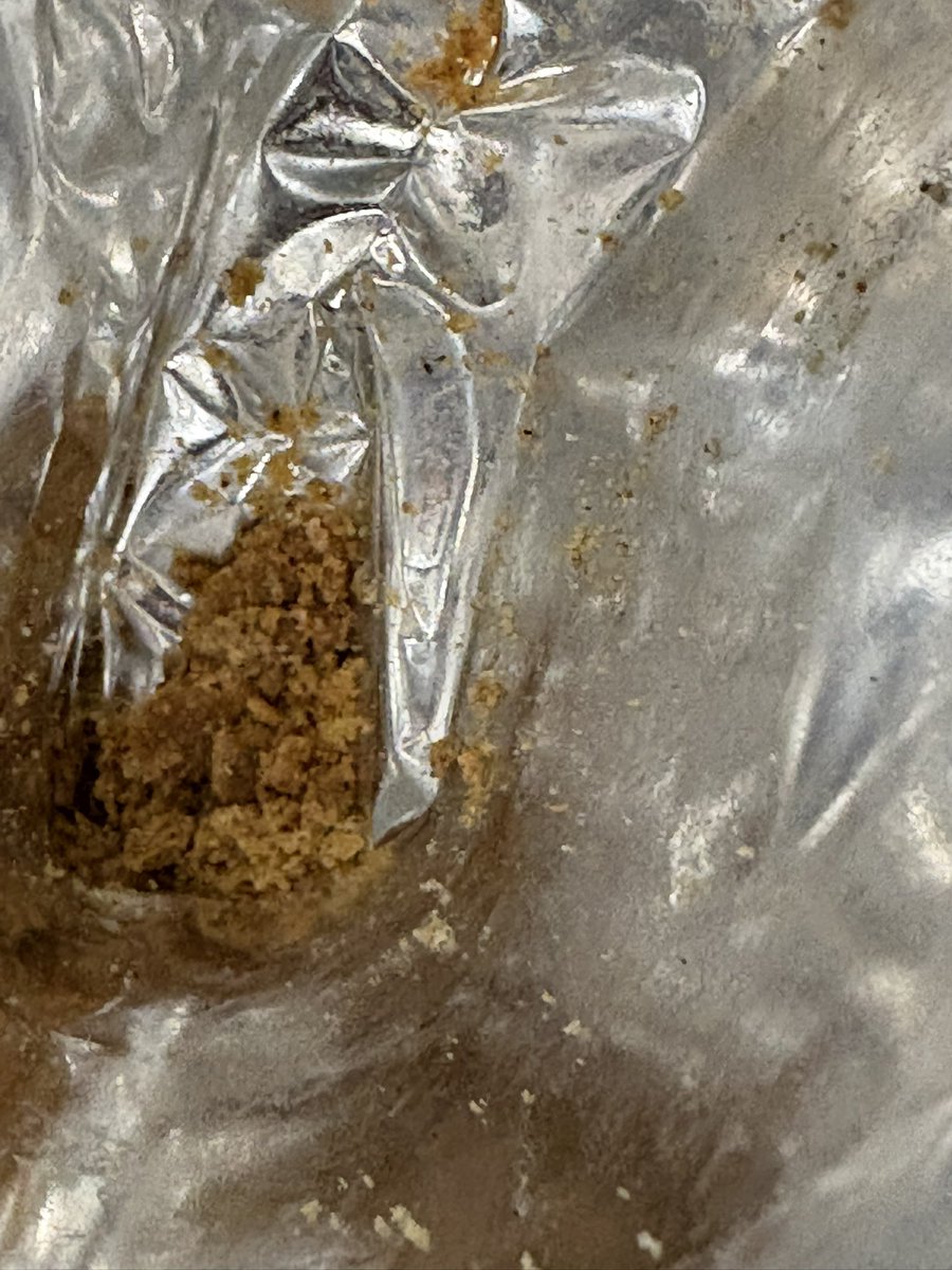 troyhelen's tweet photo. @KPSnacks Seem to have found a large chunk of flavouring inside my Big Hula Hoops bag #kpsnacks #hulahoops https://t.co/rhYFuFtfCA
