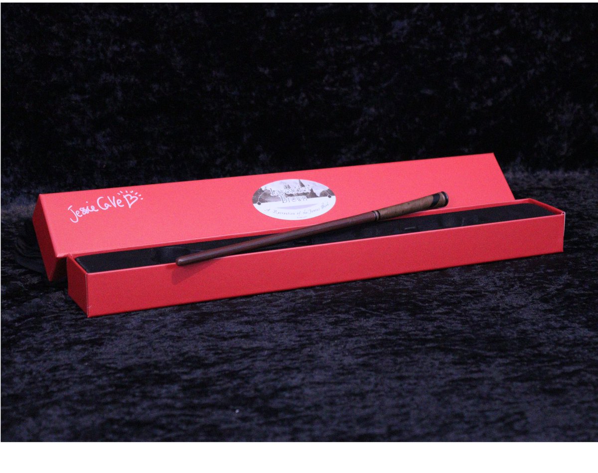 From The Noble collection, The Signature Shop is proud to offer a faithful replica of Lavender Brown’s wand, signed by Jesse Cave, who brought the character to life in the Harry Potter films.
thesignatureshop.co.uk/products/harry…