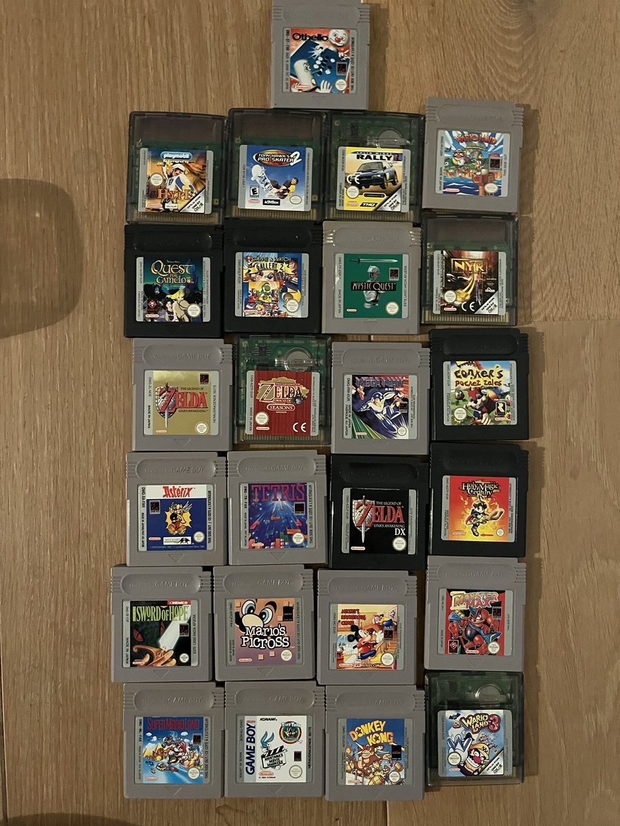 ramoness85's tweet photo. @RaymondTeVe Gameboy en gameboys color games https://t.co/dFzT4xlPQR