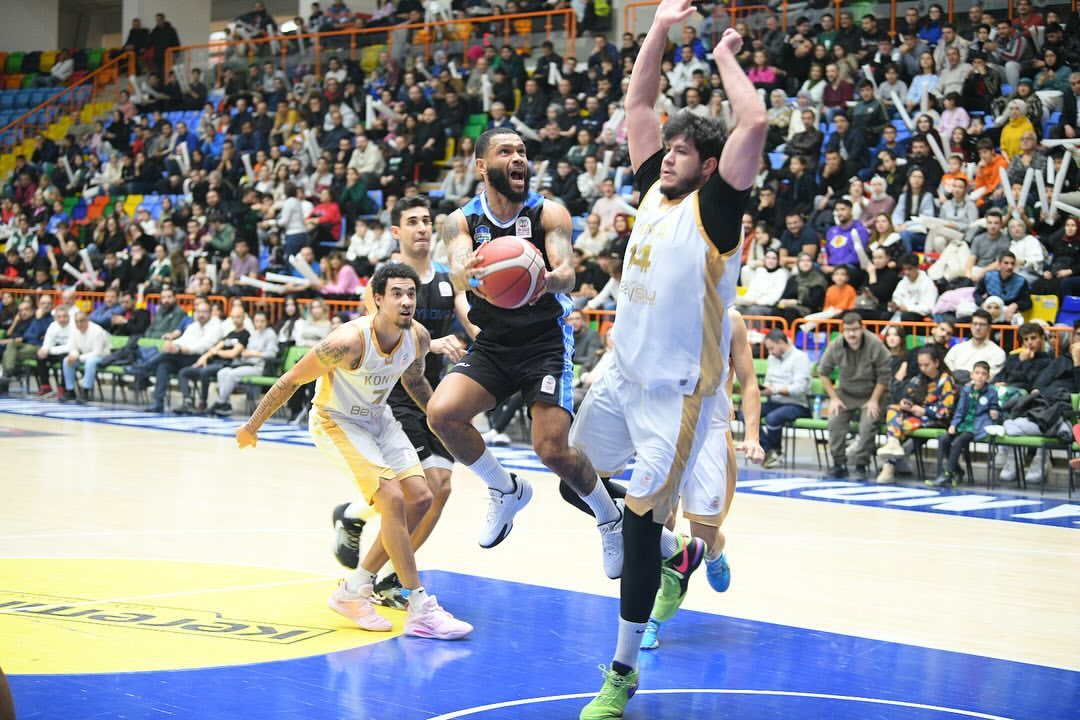 cayirovabasket's tweet photo. DİANTE WATKİNS 🔥🔥🔥 
24 Sayı 
11 Asist
23 Verimlilik puanı 
6 Ribaund
%50 (5/10) Üçlük isabeti
@Tae_franchise3 https://t.co/2aIRSkeKK3