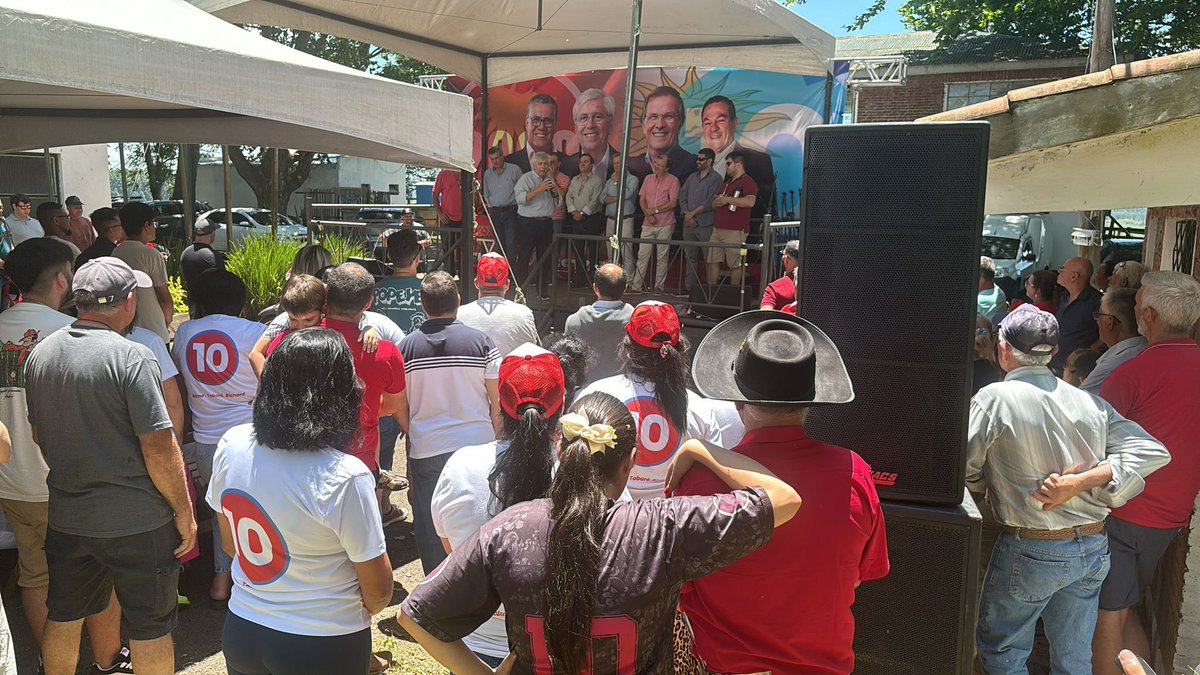 Tabaré Viera tweet media