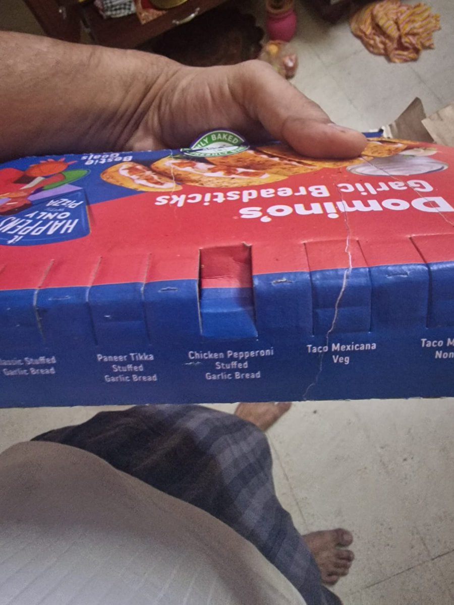 KumarManoz85's tweet photo. Be careful guys.
Domino's Pizza stores may deliver NON VEG for ur VEG order.
@dominos_india https://t.co/N9BqKVykZn