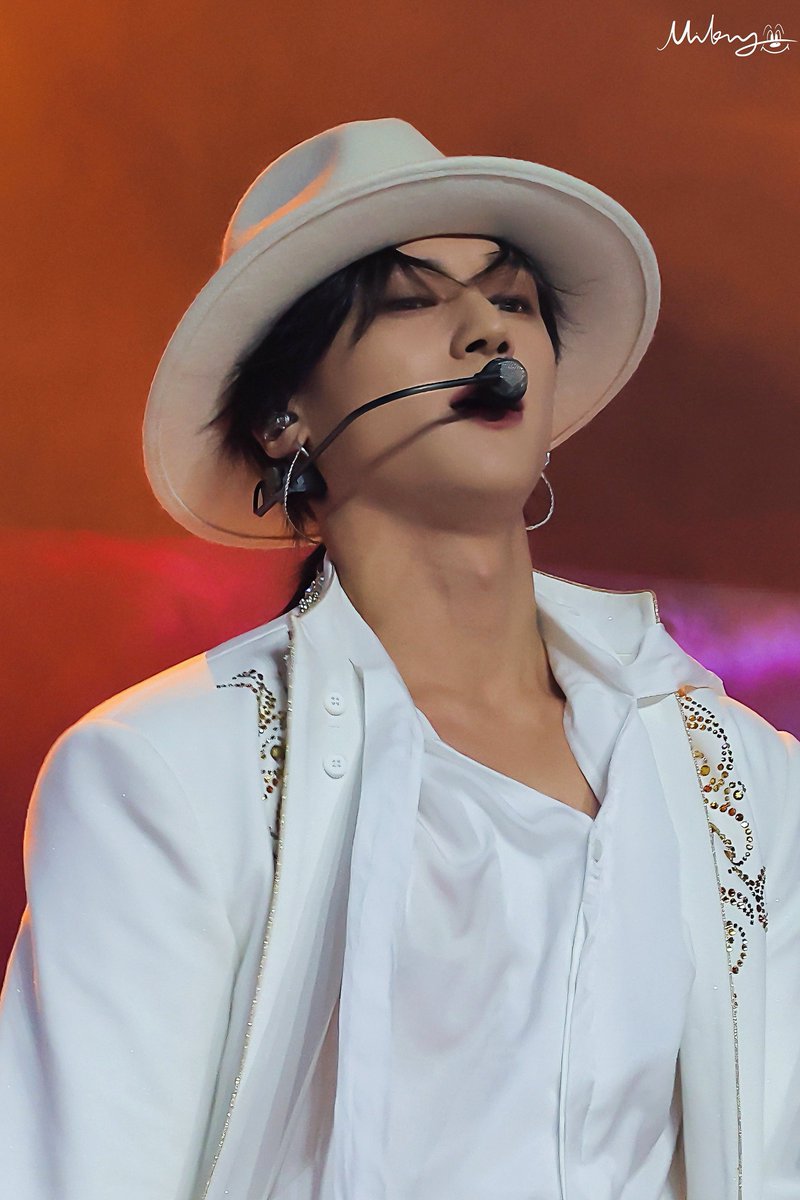 241130 MMA
🧊🎩

#우영 #WOOYOUNG #에이티즈 #ATEEZ