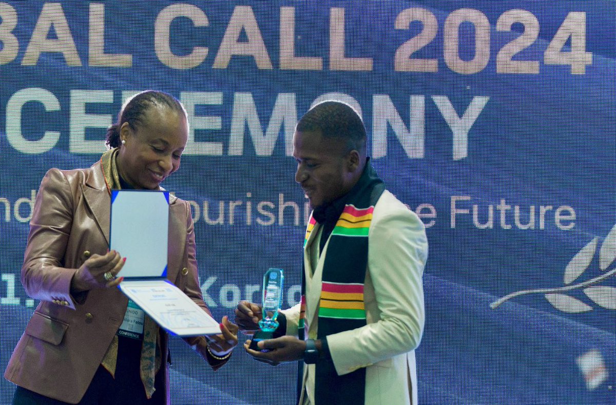 Mathias Charles Yabe tweet media