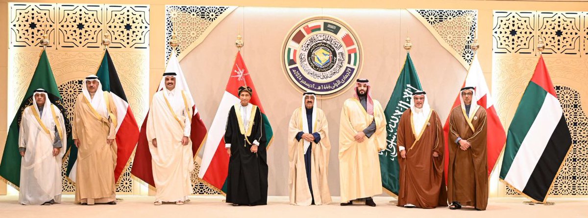 #المستقبل_خليجي

في هذا اليوم، نتقدم بأسمى آيات الشكر والتقدير لقادة الخليج العربي، لما يبذلونه من جهد وعطاء من أجل رفعة أوطانهم ورفاهية شعوبهم. قيادة ملهمة، رؤية واضحة، ونهج ثابت. شكرًا لكم على قيادتكم الحكيمة وإخلاصكم الدائم. 🇸🇦🇦🇪🇴🇲🇰🇼🇧🇭🇶🇦