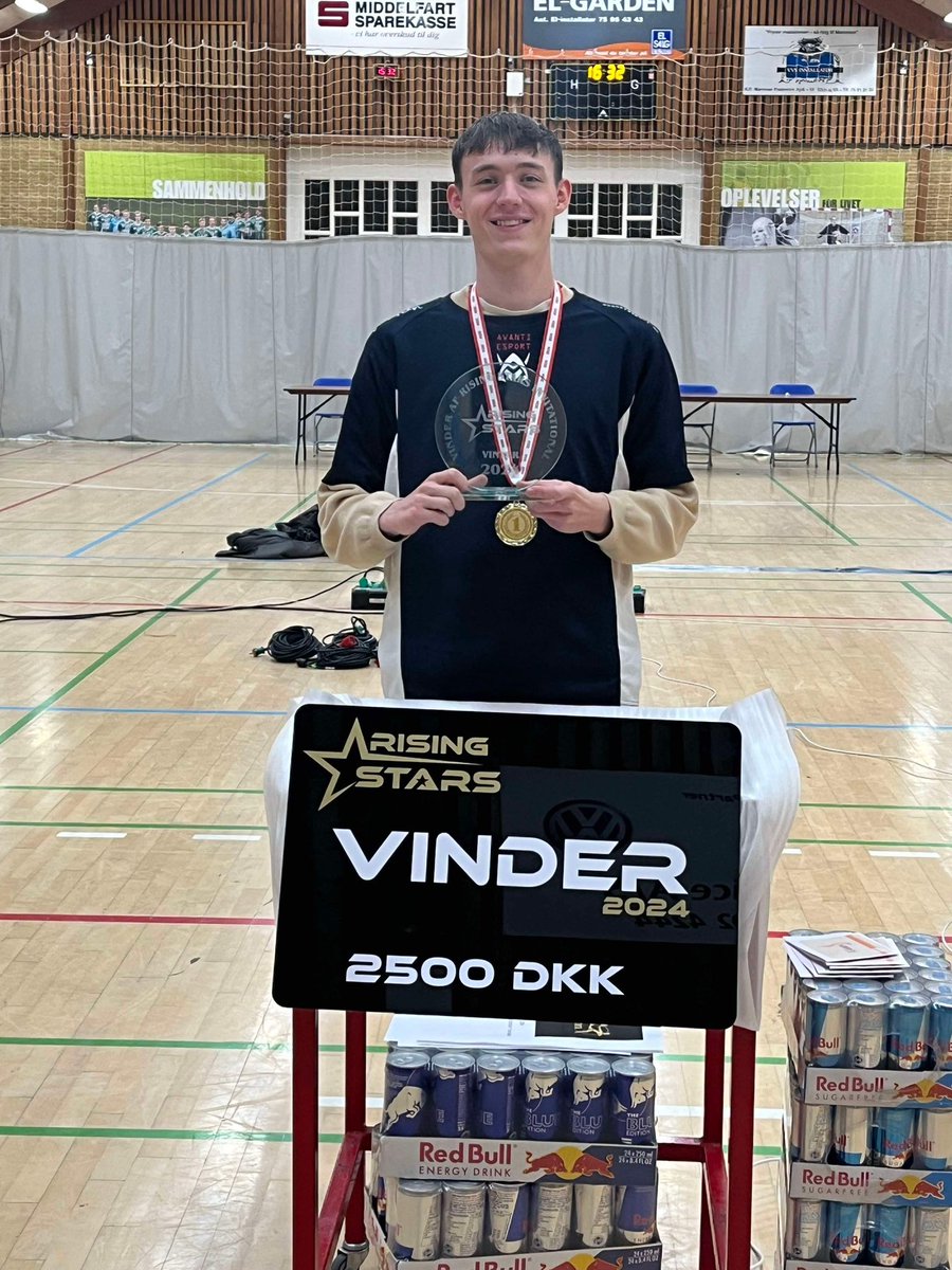 Vinder &amp; MVP af RisingStars 2024 🥳

Kæmpe skud ud
@BrandvarmCSGO 
<a href="/schraam1/">schraam</a> 
<a href="/b1zjrofficial/">b1zjr</a> 
<a href="/Patte011203/">Patte</a> 

Tusind tak for et mega fedt event <a href="/Avanti_GG/">Avanti Esport</a> og alle andre bag det!