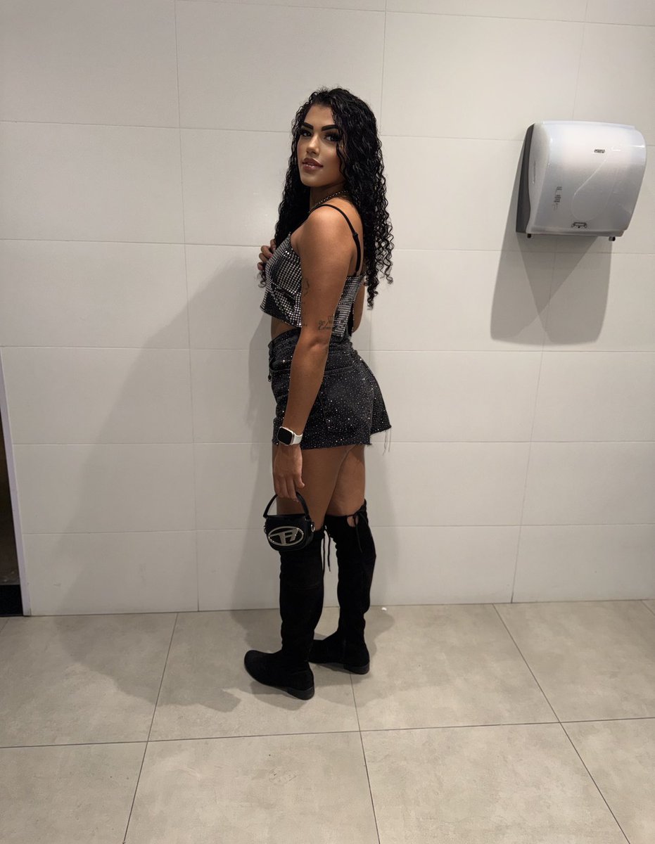 th22_bela's tweet photo. A inteligência e a maturidade são as qualidade de uma grande mulher, o respeito só vem daquelas que sabem se valorizar. 👑💎
#festaprime 🌟✨ https://t.co/u3jj1a5ep0