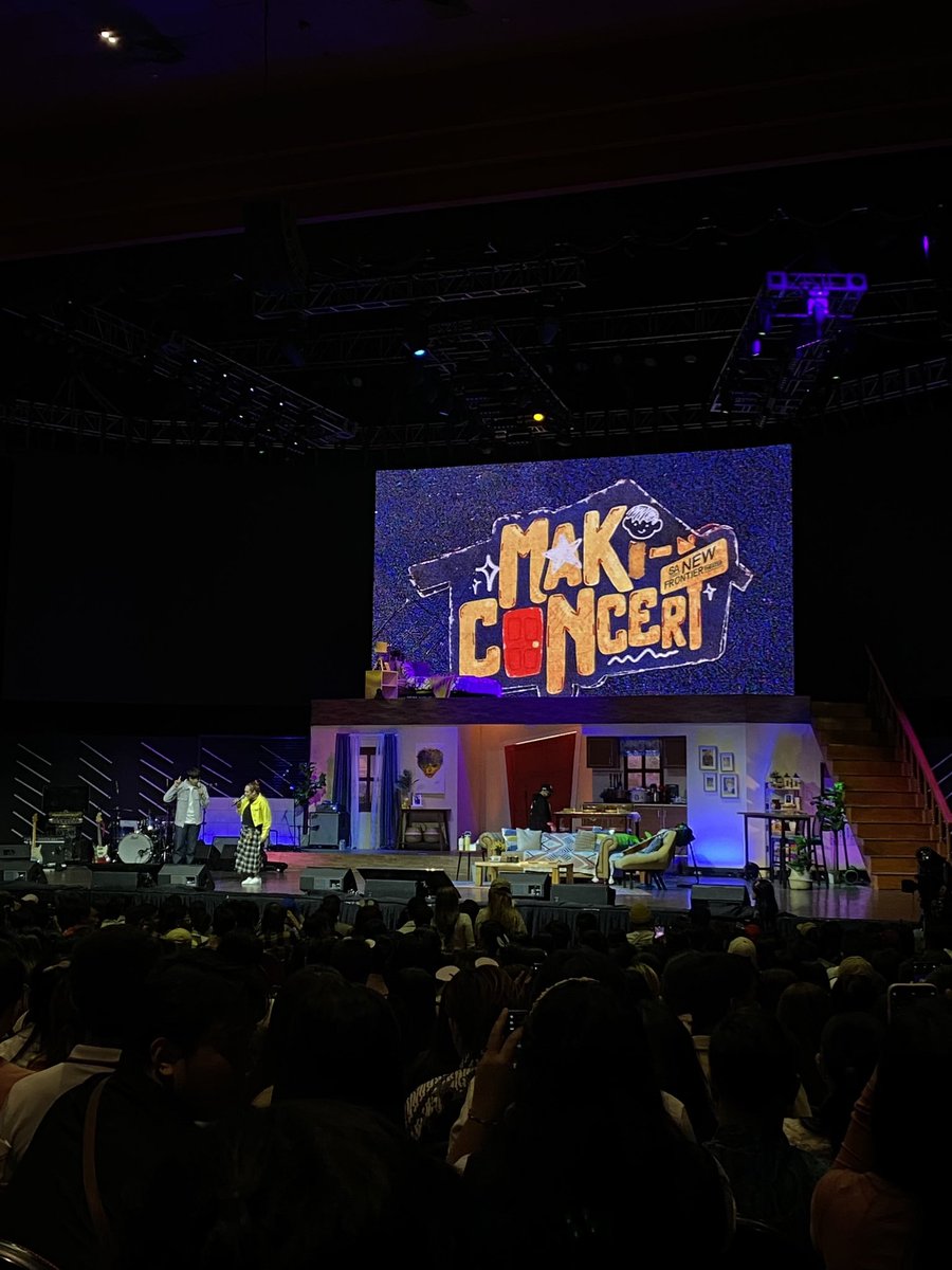 haeyxna's tweet photo. ily @clfrnia_maki !!! 💛 https://t.co/xTfviU8jnx