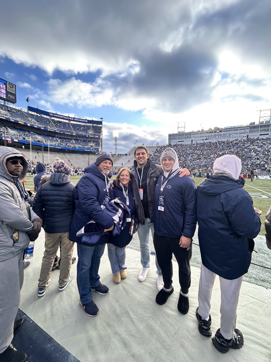 Brady Kline (@bradykline12) on Twitter photo Had an amazing time at Penn State yesterday! Congratulations on the big win and a chance to play in the Big 10 Championship game! Thank you <a href="/knnysndrs/">Kenny Sanders</a> <a href="/CoachTHowle/">Ty Howle</a> <a href="/coachmhagans/">Marques Hagans</a> <a href="/coachjfranklin/">James Franklin</a> @CoachAllenPSU for the amazing experience and hospitality!! Had an amazing time at Penn State yesterday! Congratulations on the big win and a chance to play in the Big 10 Championship game! Thank you <a href="/knnysndrs/">Kenny Sanders</a> <a href="/CoachTHowle/">Ty Howle</a> <a href="/coachmhagans/">Marques Hagans</a> <a href="/coachjfranklin/">James Franklin</a> @CoachAllenPSU for the amazing experience and hospitality!!