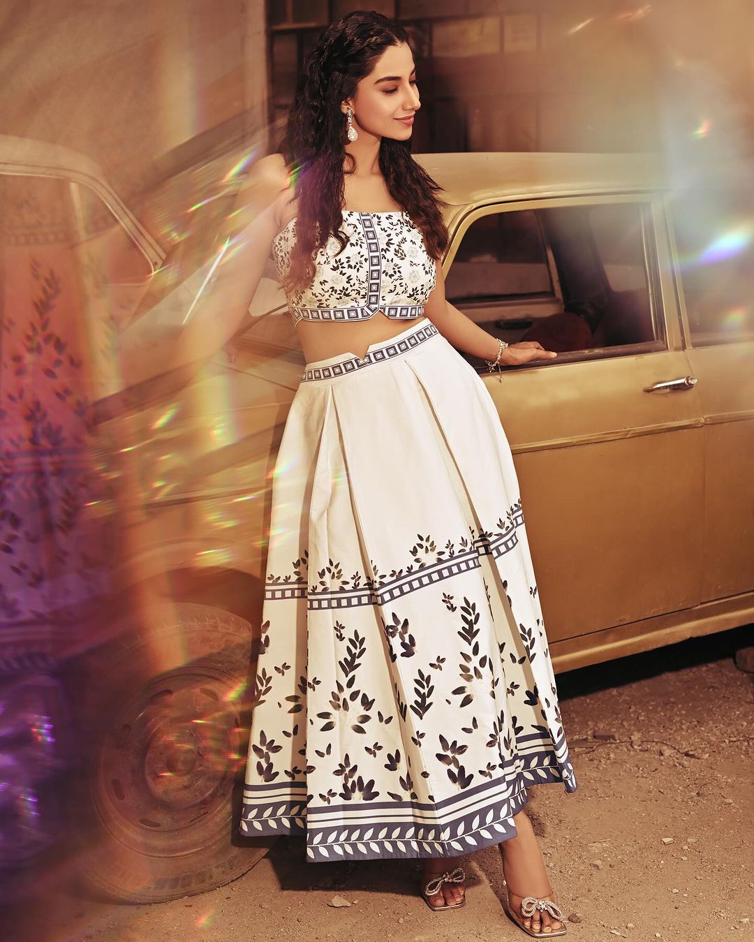 GdufBg3WcAAlJR2?format=jpg&name=large