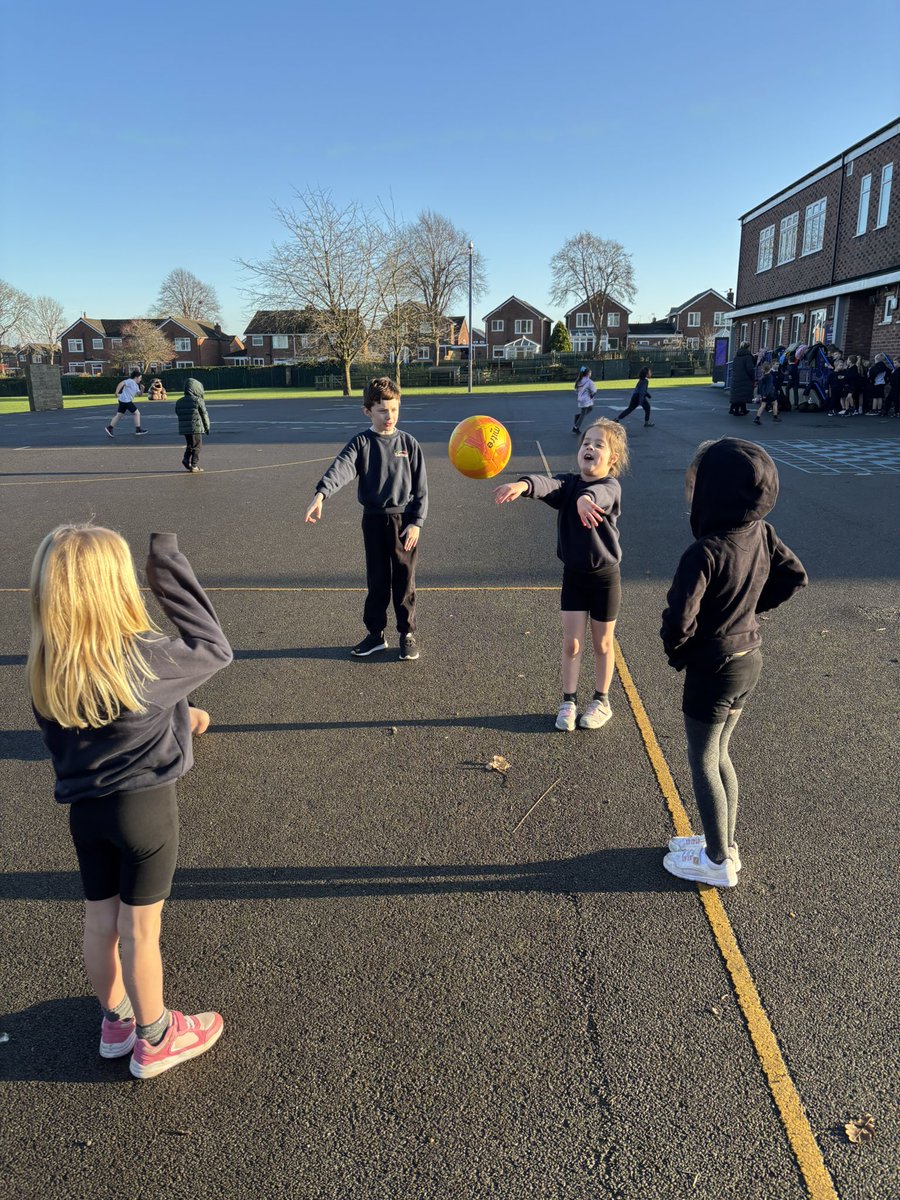 Mrs Mace tweet media