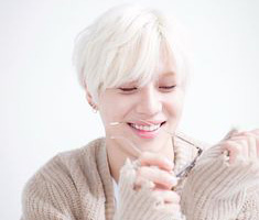 #Baekhyun, #Chen, #Xiumin, #Taemin, #HaSungwoon, #VIVIZ, #LeeMujin, #BIG, #BO, #LeeSeunggi &amp; #BadVillain will all star on a new Christmas song "The Last Christmas", out December 10! 👏🆕🪄🎄🎶💥🔟🌟🌟🌟🌟🌟🌟🌟🌟🌟🌟🌟❤️‍🔥