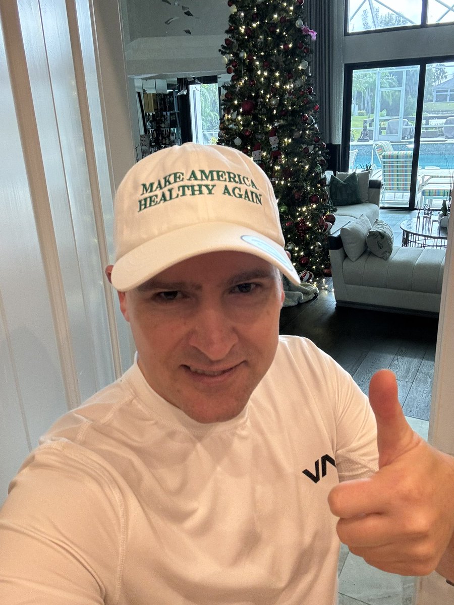 As we embark on a new year, period, phase, administration, etc, and no matter your religious, political, racial, gender or whatever inclinación you may have, we ALL AGREE we want a healthier society. Let’s make it happen! #letsmaketheworldhealthyagain