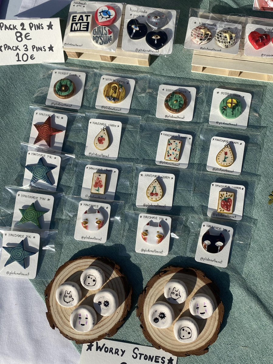 caIamityjen's tweet photo. hi oomfs, yesterday i participated in my first art market and i thought of sharing it here too. soooo happy and grateful for how it went, 13 year old me would think im cool asf https://t.co/DZsaVC3PSu