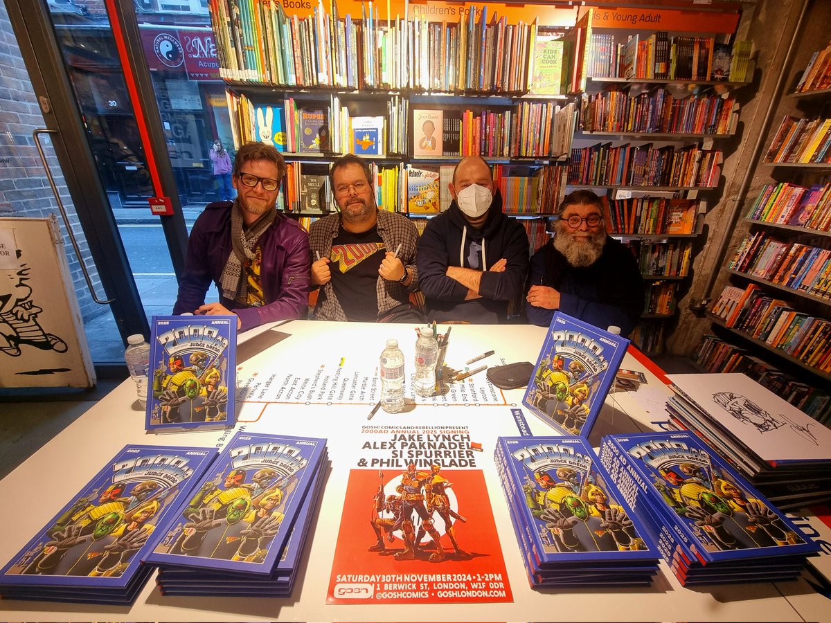 2000adSouthern's tweet image. Mega thanks to @GoshComics for their 2000AD annual signing yesterday 👍
@sispurrier @ArtDroid_Lynch @AlexPaknadel & Phil Winslade did not disappoint, as they signed everything put in front of them and chatted with everyone.
Remember, get along to a signing, if you're able to!