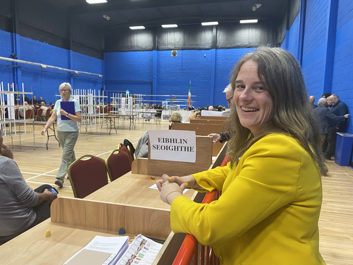 “Feachtas gearr, feachtas dian ach feachtas go bhfuilim thar a bheith bródúil as” a deir iarrthóir ⁦⁦<a href="/SocDemsGalway/">SocDems Galway West</a>⁩  Eibhlín Seoighthe le ⁦<a href="/NuachtTG4/">Nuacht TG4</a>⁩ faoina cinneadh, 3 schte ó shin rith san olltoghchán. 2,172vóta céad rogha #Vóta24