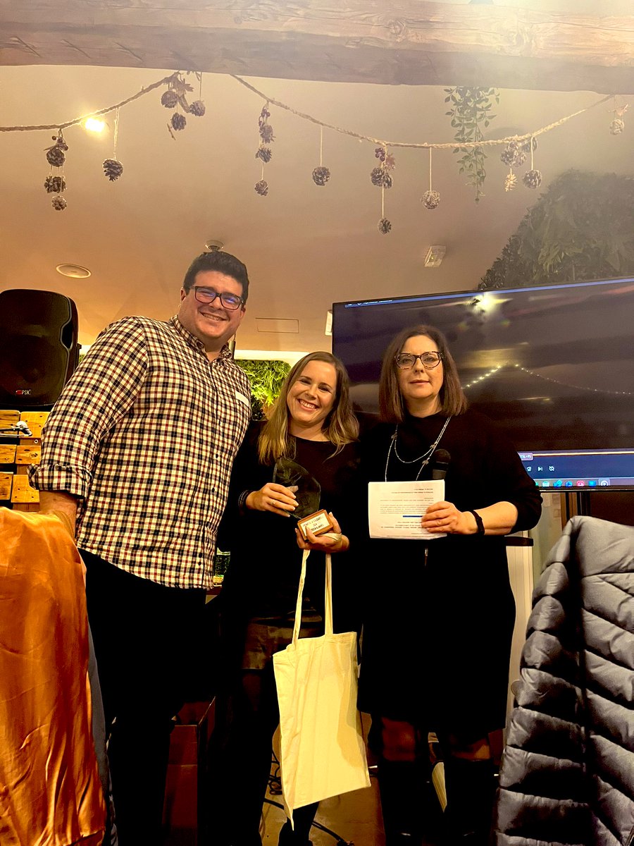 ProTGD's tweet photo. Ayer celebremos nuestra XIII Cena Solidaria 🎊🍾🎉
Y entregamos los Premios a la solidaridad 2024. 
Gracias a nuestros patrocinadores, colaboradores y a los 100 asistentes q nos acompañasteis.
Hasta el año que viene!! ❤️❤️
#SomosProTGD #autismo #TEA https://t.co/lxH8qvKHtR