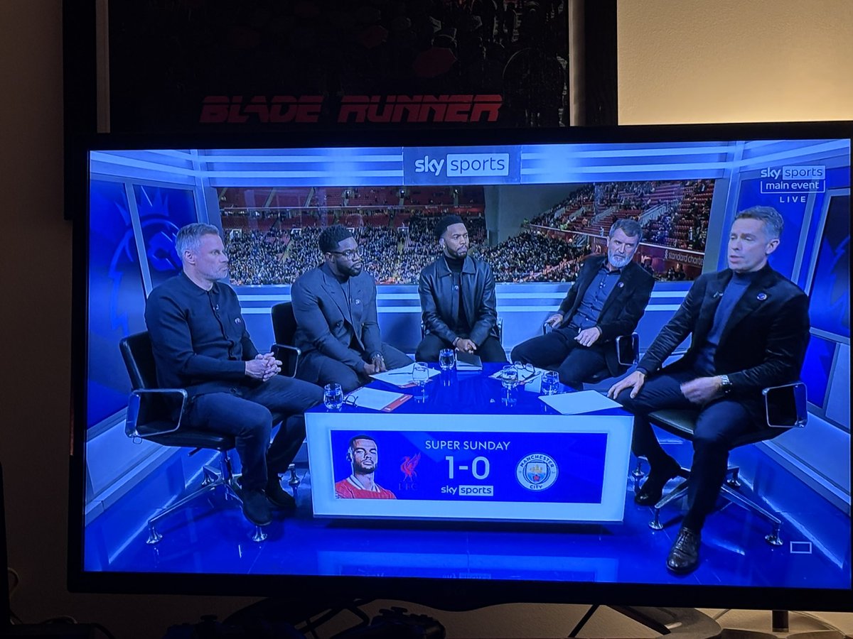 Nice of the pundits to dress for the funeral of Man City.  #LiverpoolFC #ManCity #skysports