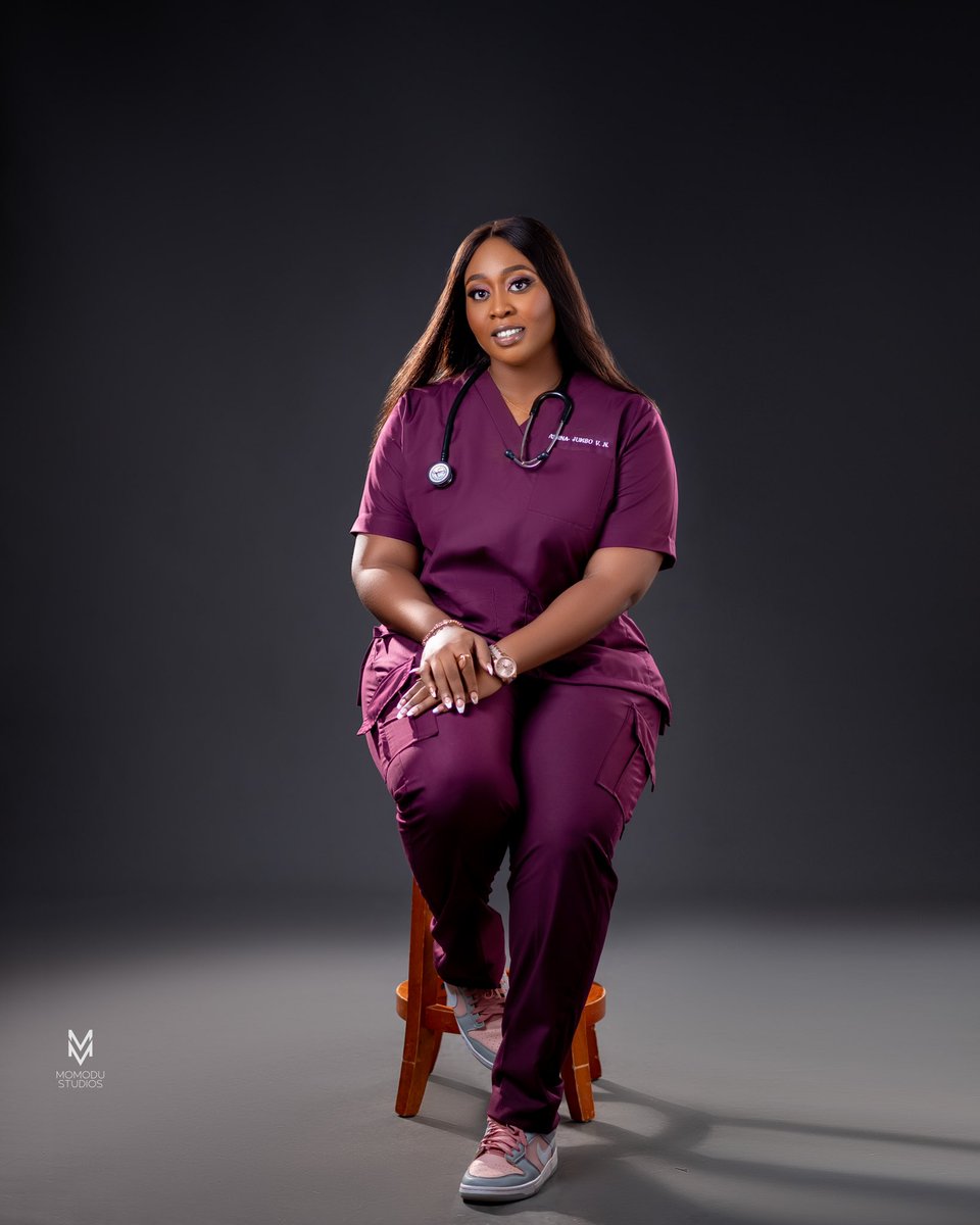 Valerie🥂 tweet media