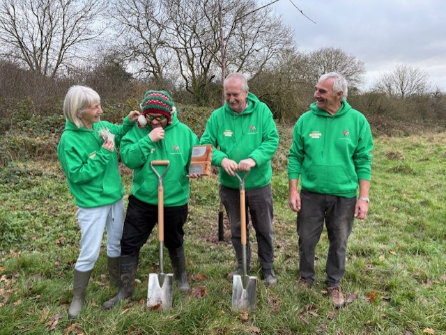 Ramblestar's tweet photo. 💚Heartfelt thanks to all in making our 🍒tree planting ceremony for 'Paul Greenaway' such a memorable and meaningful experience🌸.Thank you to Councillor David Stanley @dudleymbc for joining us, Friends of Cotwall End @RamblersGB @DudleyNews1 #NationalTreeWeek #TreeParty🙌🫶🙌💚 https://t.co/jifUmEYaNL