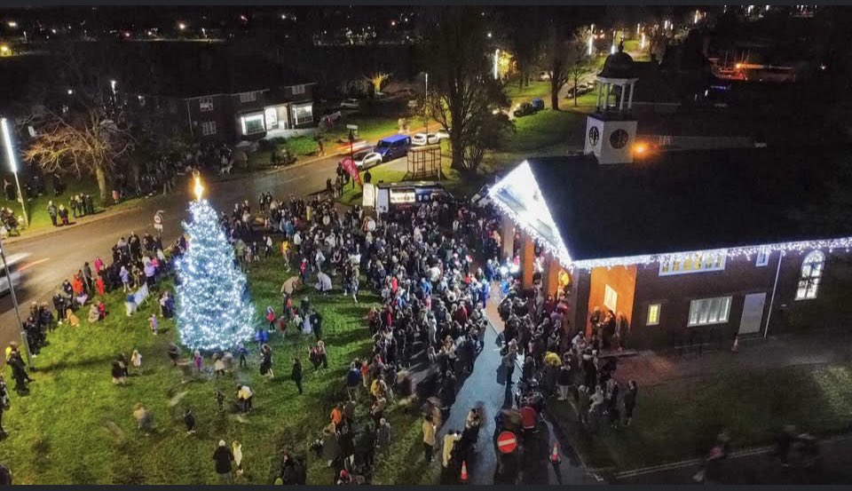 Marston Vale Middle (@mvm_school) on Twitter photo A great community evening. The Stewartby Christmas lights switched on! <a href="/jwheath_heath/">Jeremy Heath</a> <a href="/swathen1/">swathen</a> <a href="/ChrisLedster/">Christopher De Koning</a> <a href="/charlieblwd/">Charlie Bellwood</a> <a href="/Neil_Mills1/">Neil Mills FCCT</a> <a href="/mrsconnellymfl/">Madame Connelly</a> <a href="/Rarin2goBedford/">Raring2goBedford</a> <a href="/BedfordTweets/">Bedford Borough Council</a> A great community evening. The Stewartby Christmas lights switched on! <a href="/jwheath_heath/">Jeremy Heath</a> <a href="/swathen1/">swathen</a> <a href="/ChrisLedster/">Christopher De Koning</a> <a href="/charlieblwd/">Charlie Bellwood</a> <a href="/Neil_Mills1/">Neil Mills FCCT</a> <a href="/mrsconnellymfl/">Madame Connelly</a> <a href="/Rarin2goBedford/">Raring2goBedford</a> <a href="/BedfordTweets/">Bedford Borough Council</a>