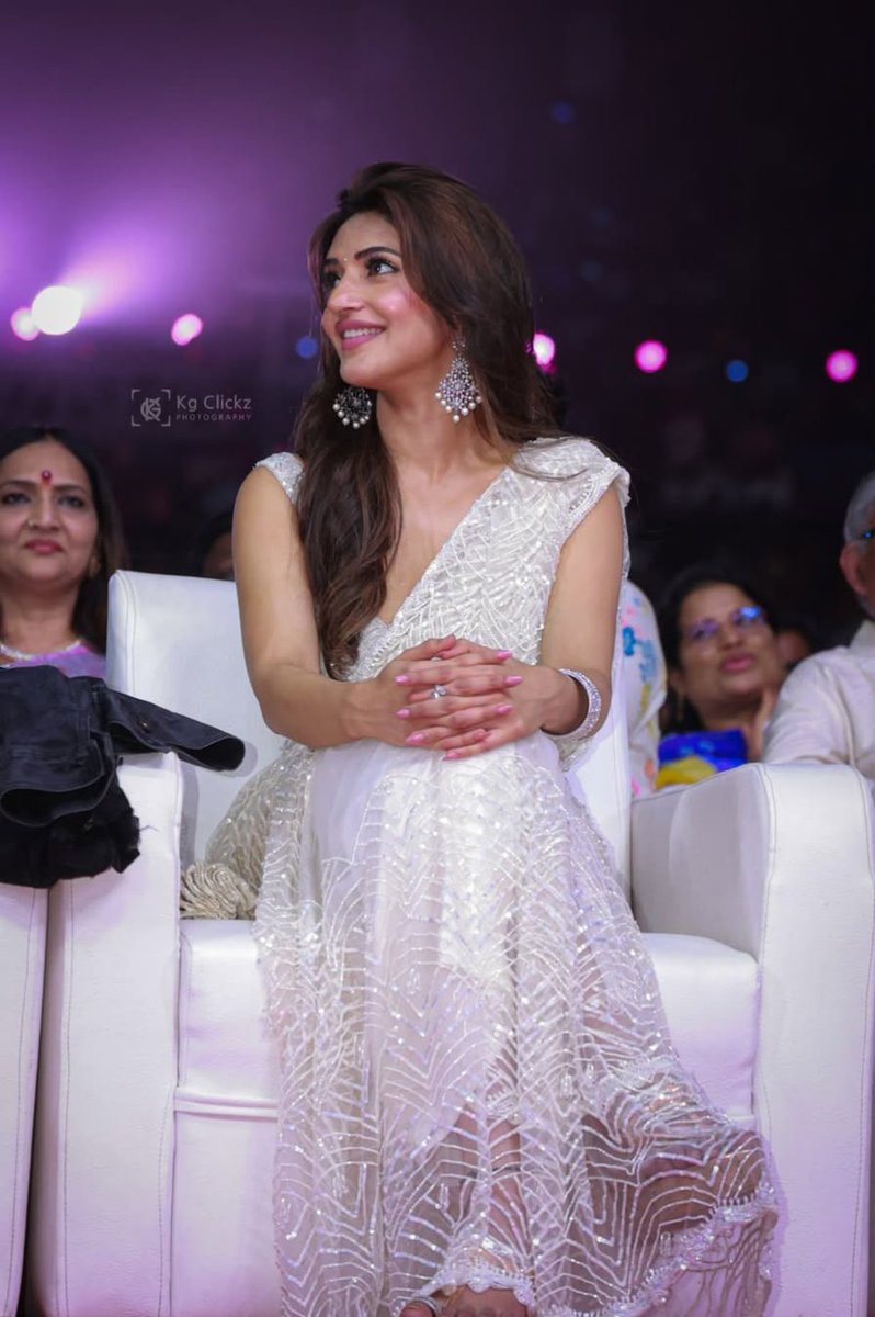 indian_angels's tweet photo. Beautiful
#TheDancingQueen #SreeLeela https://t.co/n8yWIIxiSb