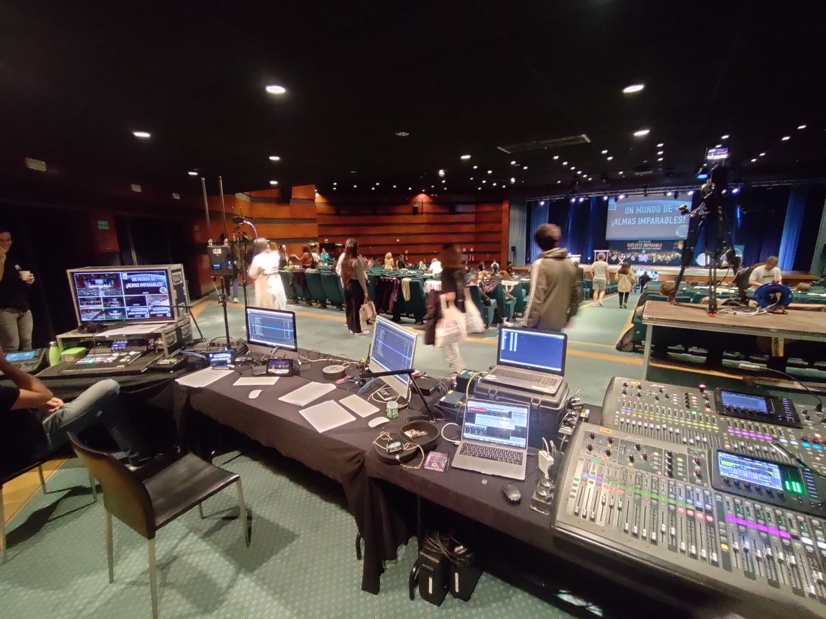 TucanMediaLab's tweet image. Otro evento, y ya llevamos mas de 15, siendo el equipo de imagen y sonido de Lain Garcia Calvo