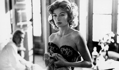 TCM_Party's tweet image. 🎄 Mickey Rooney is #SOTM on Thursdays + we get Sundays w/ Carol Burnett, Classic Christmas Marathon 12/20-25, and NYE w/ The Hosts returns! Now Playing links here! ^PG 
#TCMParty 
🗓️ Monthly Highlights Calendar [PDF]: buff.ly/4gc3ha6 
🎬 Programming Schedule (choose…