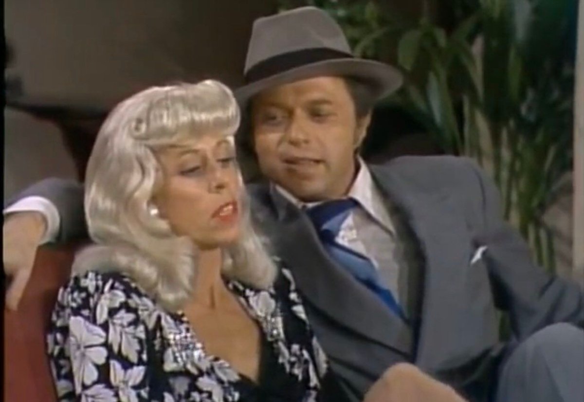 TCM_Party's tweet image. 🎄 Mickey Rooney is #SOTM on Thursdays + we get Sundays w/ Carol Burnett, Classic Christmas Marathon 12/20-25, and NYE w/ The Hosts returns! Now Playing links here! ^PG 
#TCMParty 
🗓️ Monthly Highlights Calendar [PDF]: buff.ly/4gc3ha6 
🎬 Programming Schedule (choose…