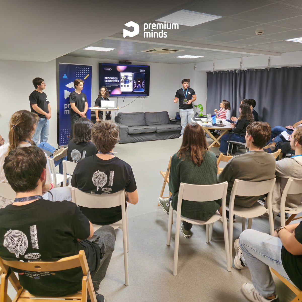 PremiumMinds's tweet photo. The spotlight is on! 🌟

Final presentations are underway! https://t.co/7nxlBBTZYh