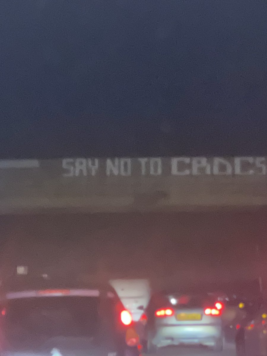 AndrieEle1111's tweet photo. Love graffiti on motorways π
#saynotocrocs https://t.co/gTYFeTs9nI