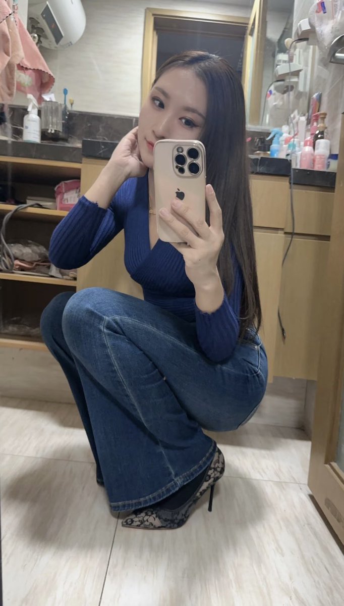 Zhou_1992's tweet photo. Do you know how to get me? https://t.co/SFDzNu2Blr