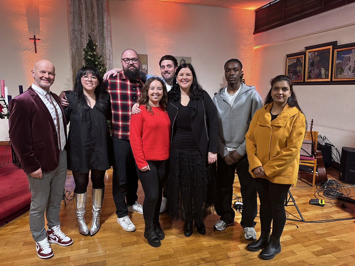 Crown Jesus Ministries tweet media