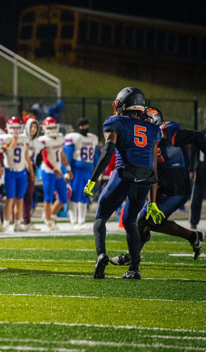 Jaden 'Boogie' Gordon (@boogiejaden) on Twitter photo Senior Season Highlights
*6 games played
hudl.com/v/2QCZE3
<a href="/h5group/">Coach Keon Handley, Sr.</a> <a href="/coachquel/">Coach Quel Fells</a> <a href="/HallTechSports1/">Hall-Tech Sports</a> <a href="/DownSouthFb1/">Down South</a> <a href="/WILDCATS_FTBL/">Fultondale Football</a> Senior Season Highlights
*6 games played
hudl.com/v/2QCZE3
<a href="/h5group/">Coach Keon Handley, Sr.</a> <a href="/coachquel/">Coach Quel Fells</a> <a href="/HallTechSports1/">Hall-Tech Sports</a> <a href="/DownSouthFb1/">Down South</a> <a href="/WILDCATS_FTBL/">Fultondale Football</a>