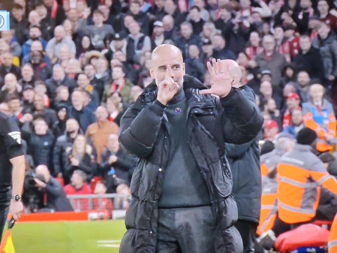 fun88eng's tweet photo. Liverpool fans 🗣️ 

“You're getting sacked in the morning.” 

Pep: https://t.co/wfJm9jncJa