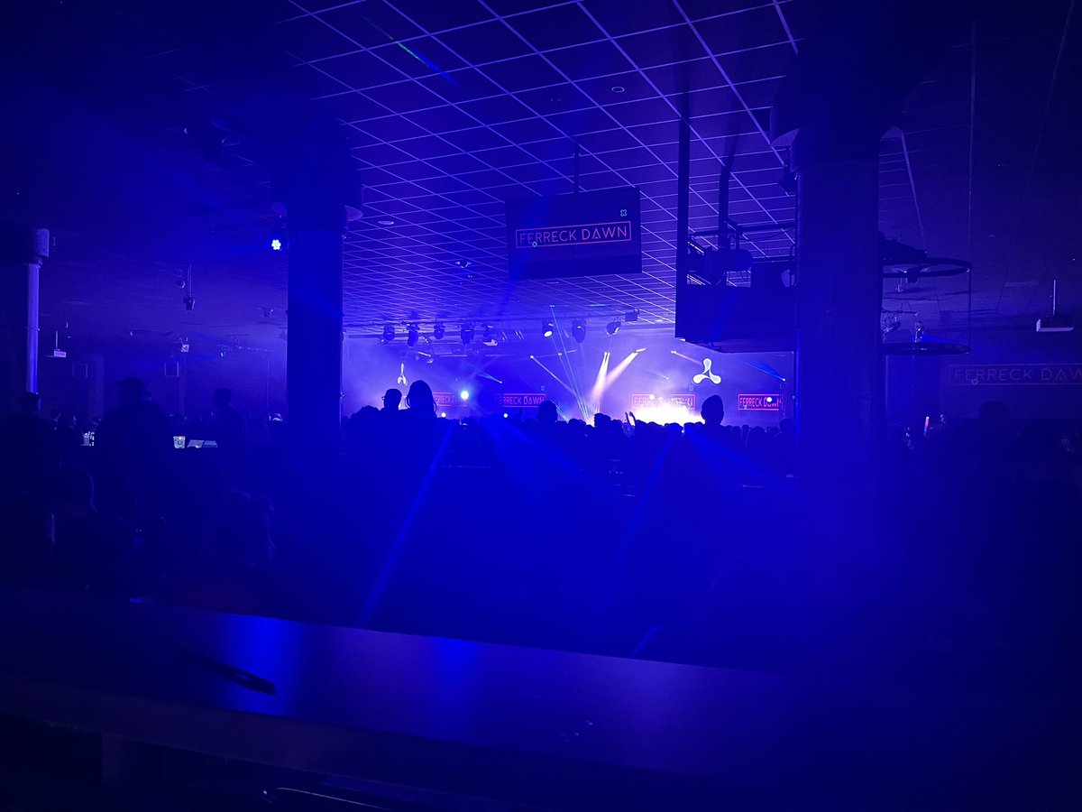 MikeFoy4's tweet photo. And the freebie ( mate’s missus works for Butlins) Cream Weekender comes to an end … https://t.co/Bl08G526m0