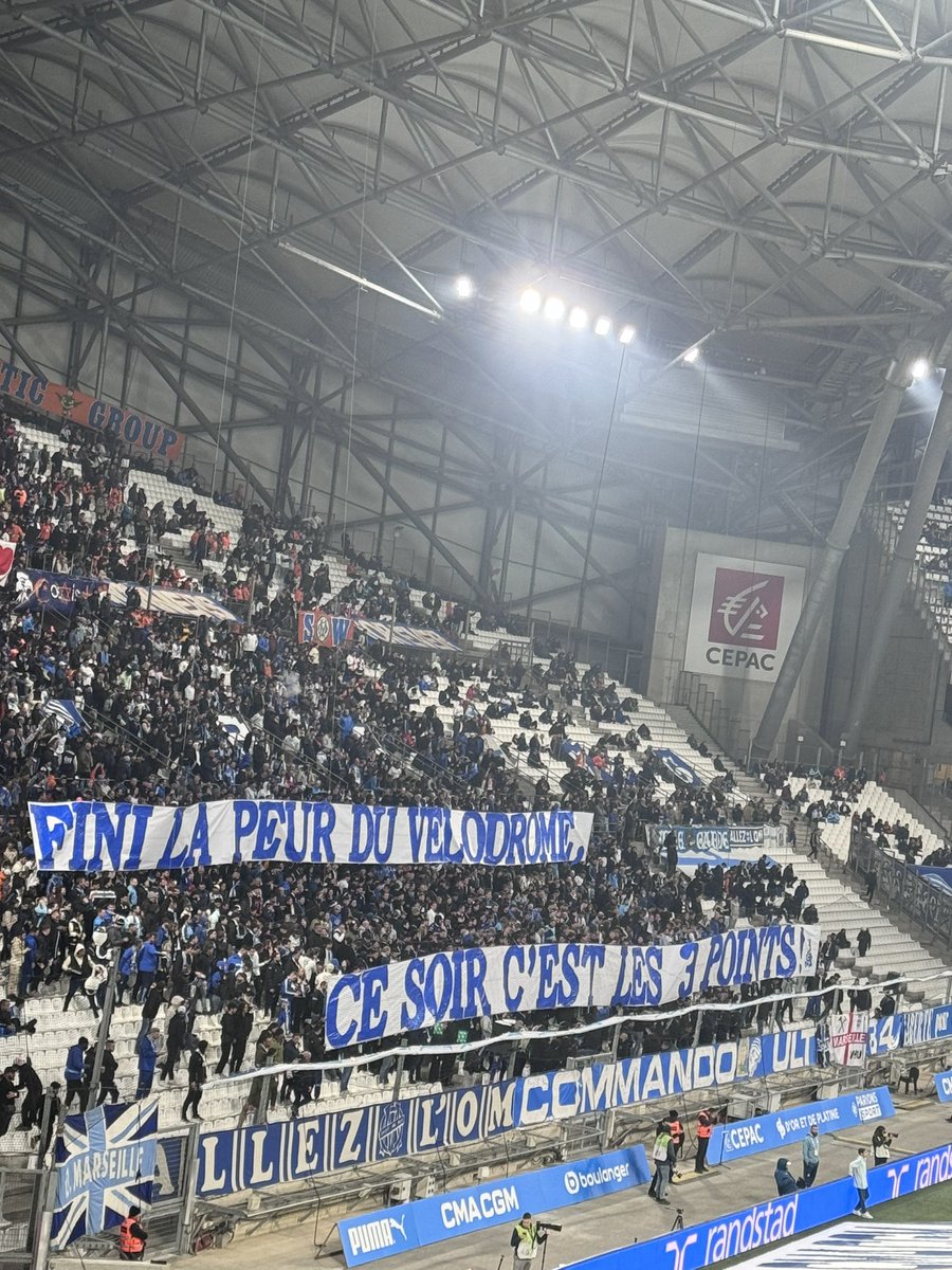 Mnc10_'s tweet image. 📸 🌋💙🤍 ( @Mnc10_  ) #OMASM #TeamOM