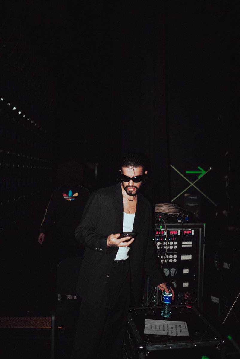 Blackmwmg's tweet photo. Te di todo de mi 💔 @Realtheavila 
Es una de nuestras canciones favoritas de su próximo álbum y ya está disponible en todas las plataformas digitales.
Vayan a escuchar este palo!! ✨✨ https://t.co/NtPm2hVWit