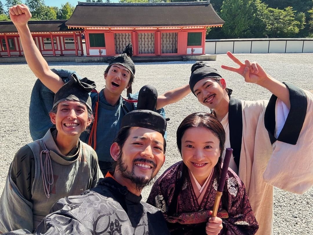 SSSOKIT4_RS's tweet photo. 241201 Instagram
(@ kentaro_official_)
#矢部太郎 #伊藤健太郎 #竜星涼 #吉高由里子 #松下洸平 
#光る君へ https://t.co/oV53ex3JkR