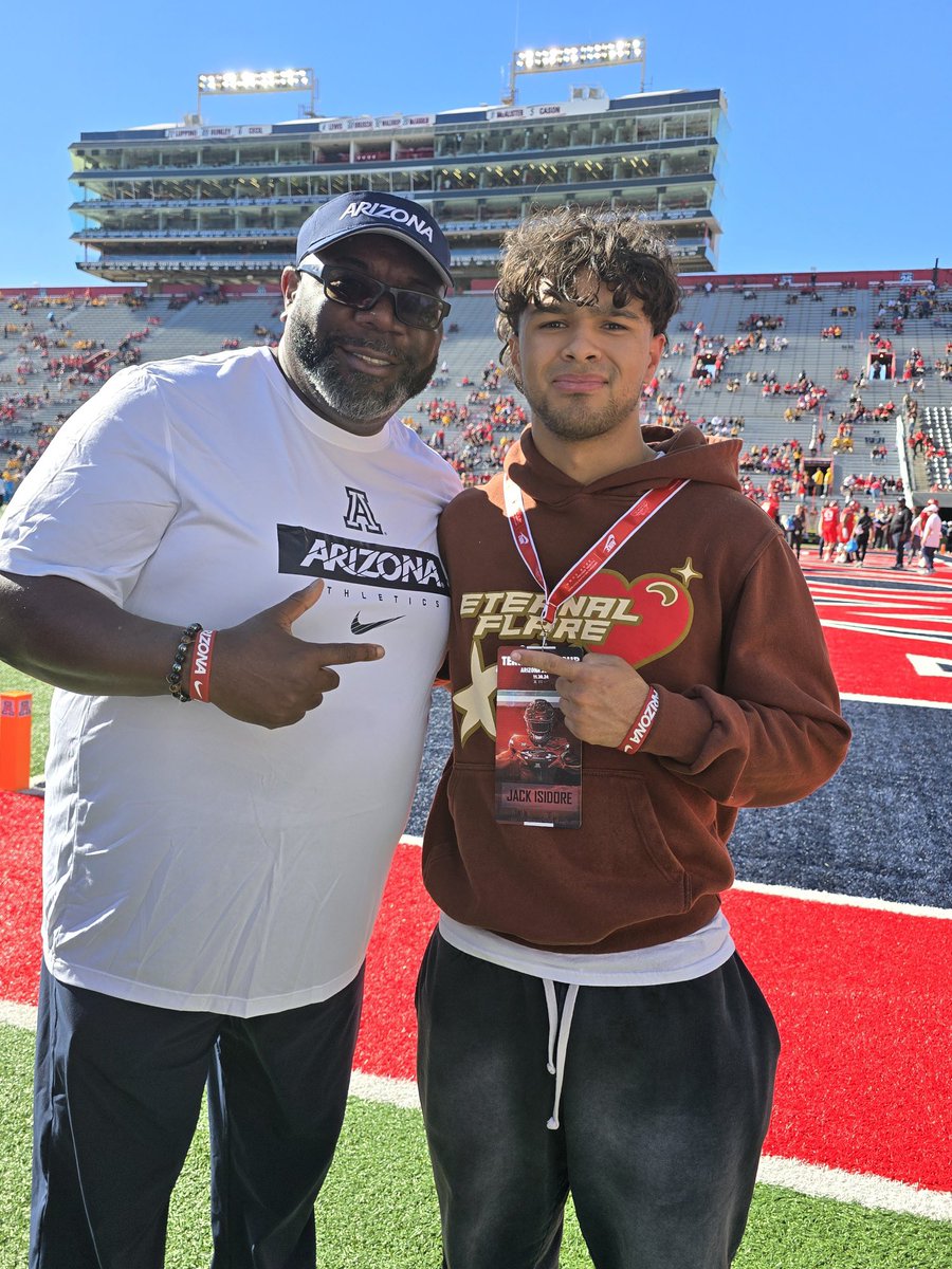 Jack Isidore ✟ tweet media