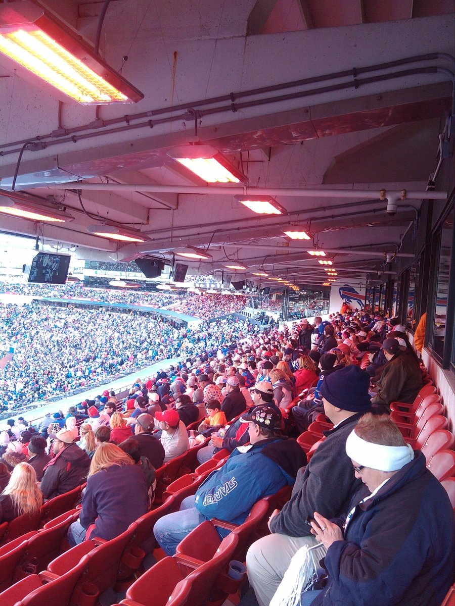 I have 2 heated seats for the game ready to buy at $261 each
Section 215, order here: stuborder.com/tickets/634994…

#BillsMafia #Buffalo #BuffaloNY #BuffaloBills #Bills #BillsTickets #BuffaloBillsTickets