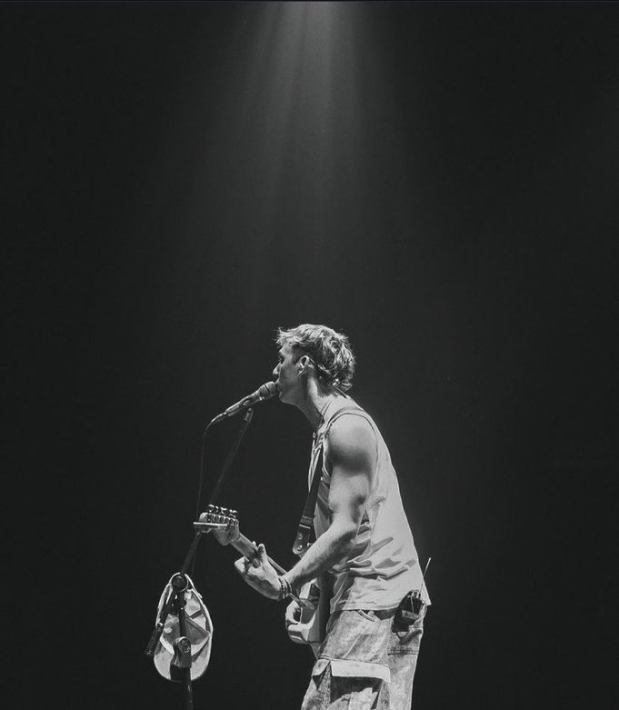 Hoy, este crack, LA ROMPE TODA.